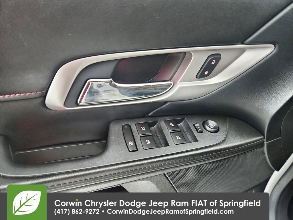 Used 2016 GMC Terrain SLT image 20