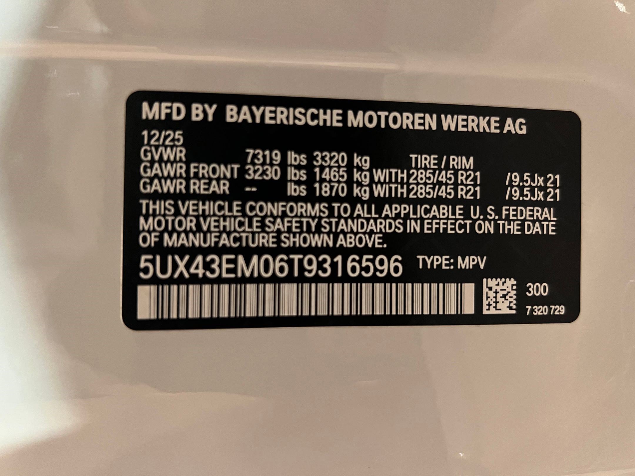 New 2026 BMW ALPINA XB7 image 19