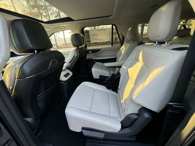 New 2026 Lincoln Navigator L Reserve image 23