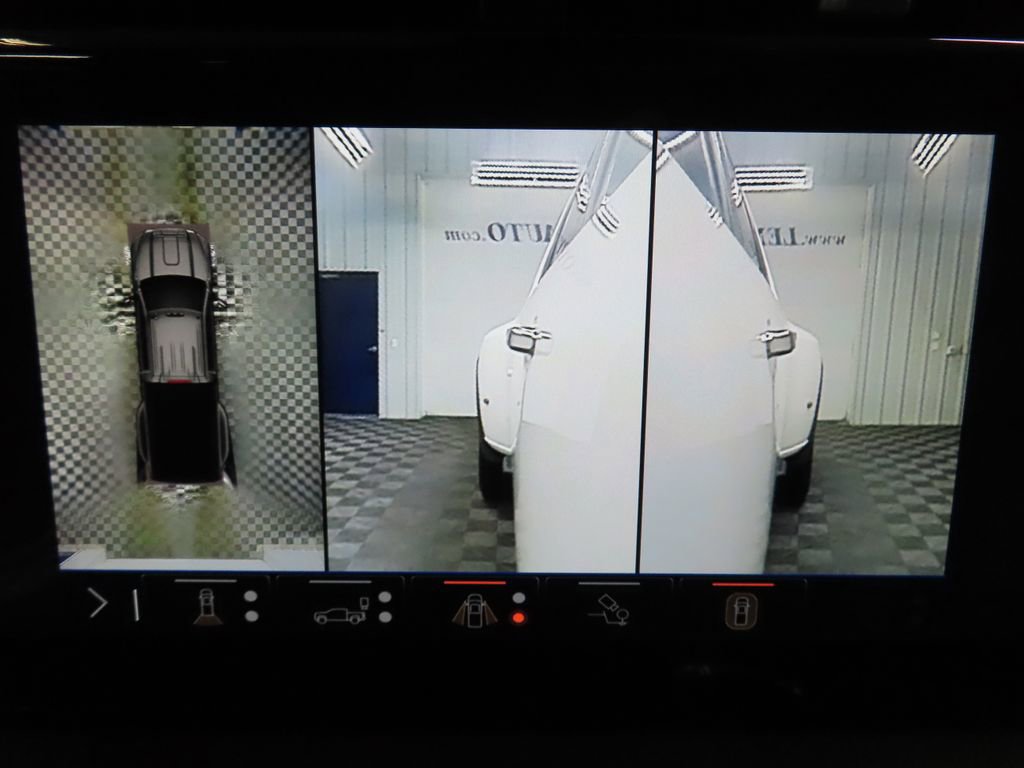 Used 2024 GMC Sierra 3500 Denali w/ Denali Reserve Package image 24