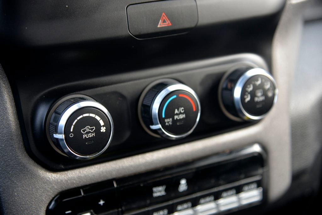 Used 2021 RAM 2500 Tradesman w/ Chrome Appearance Group AWD/4WD image 26