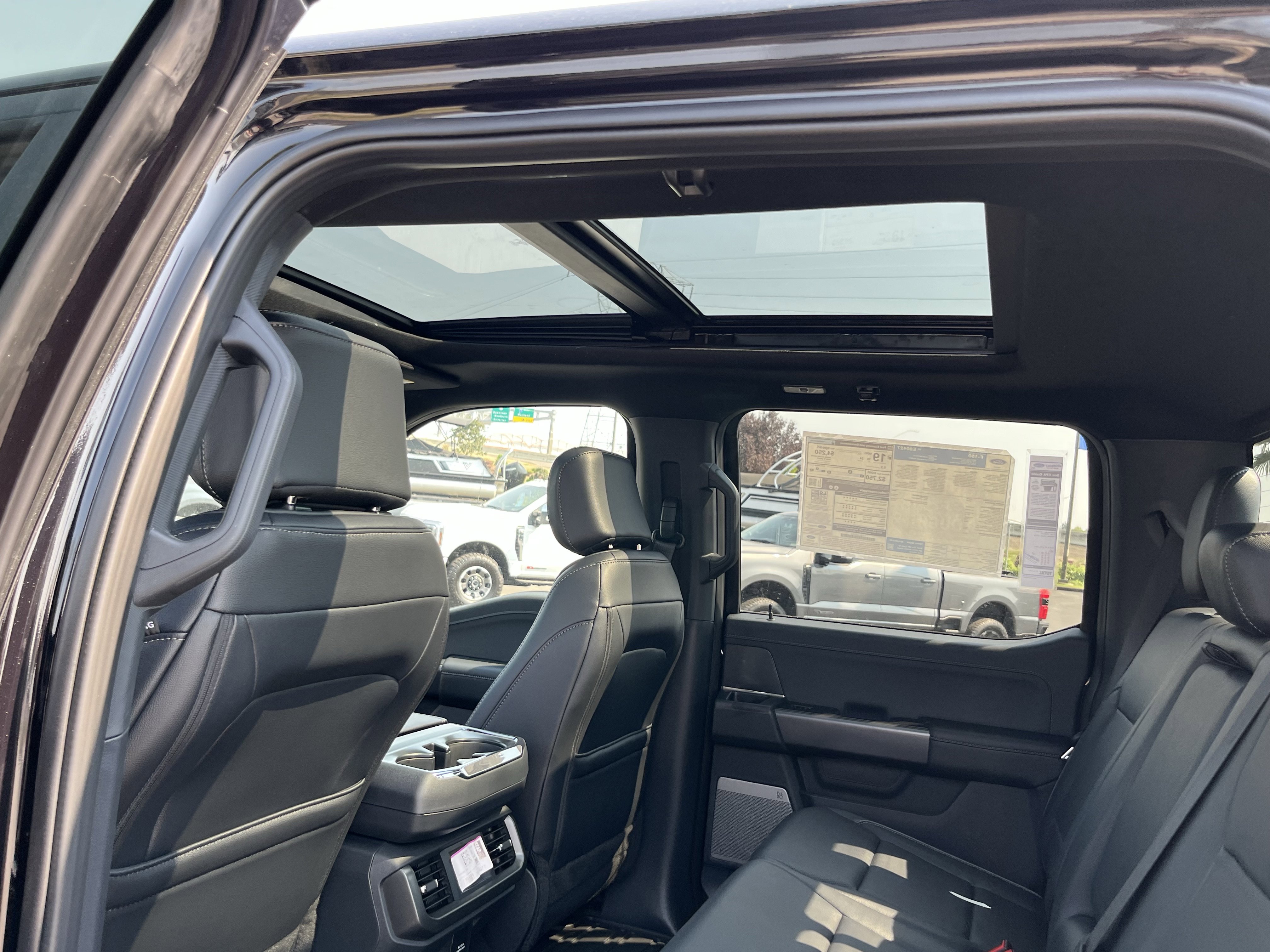 New 2025 Ford F150 Lariat w/ Equipment Group 501A Mid image 13