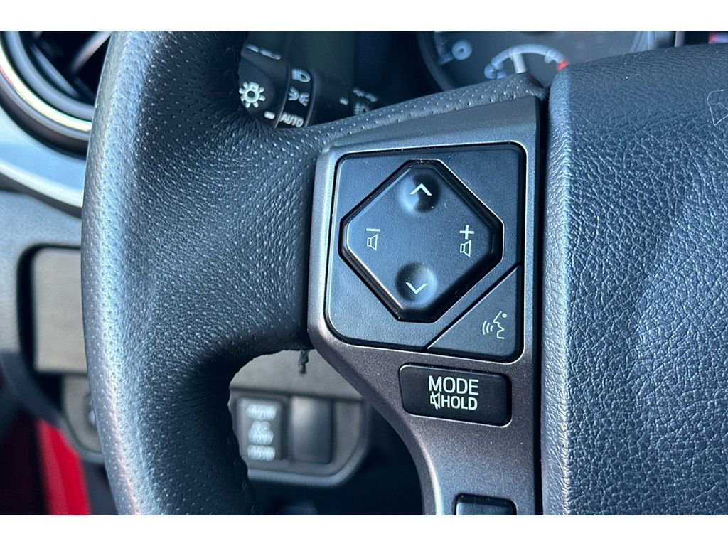 Certified 2020 Toyota Tacoma image 25