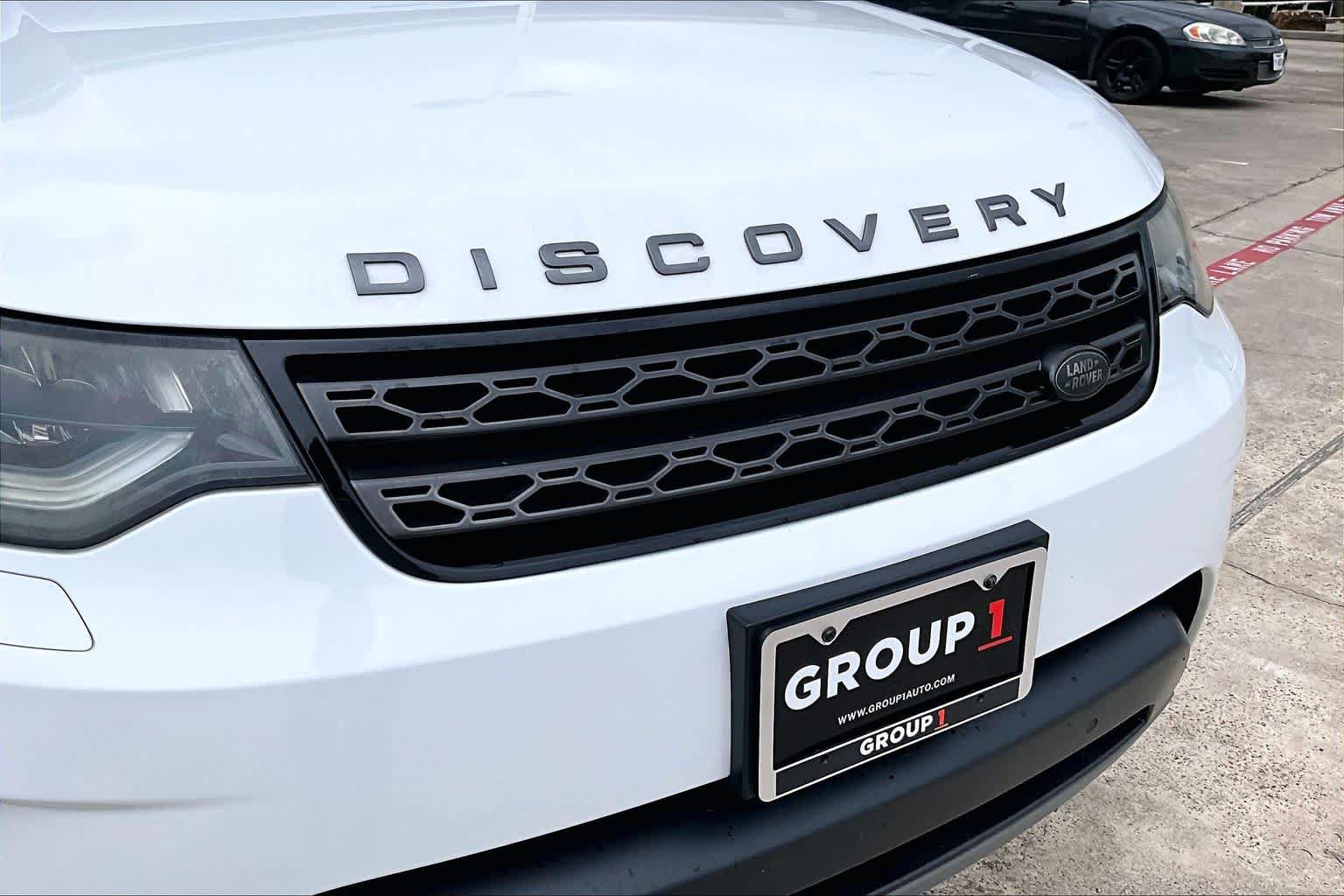 Used 2019 Land Rover Discovery SE AWD/4WD image 28