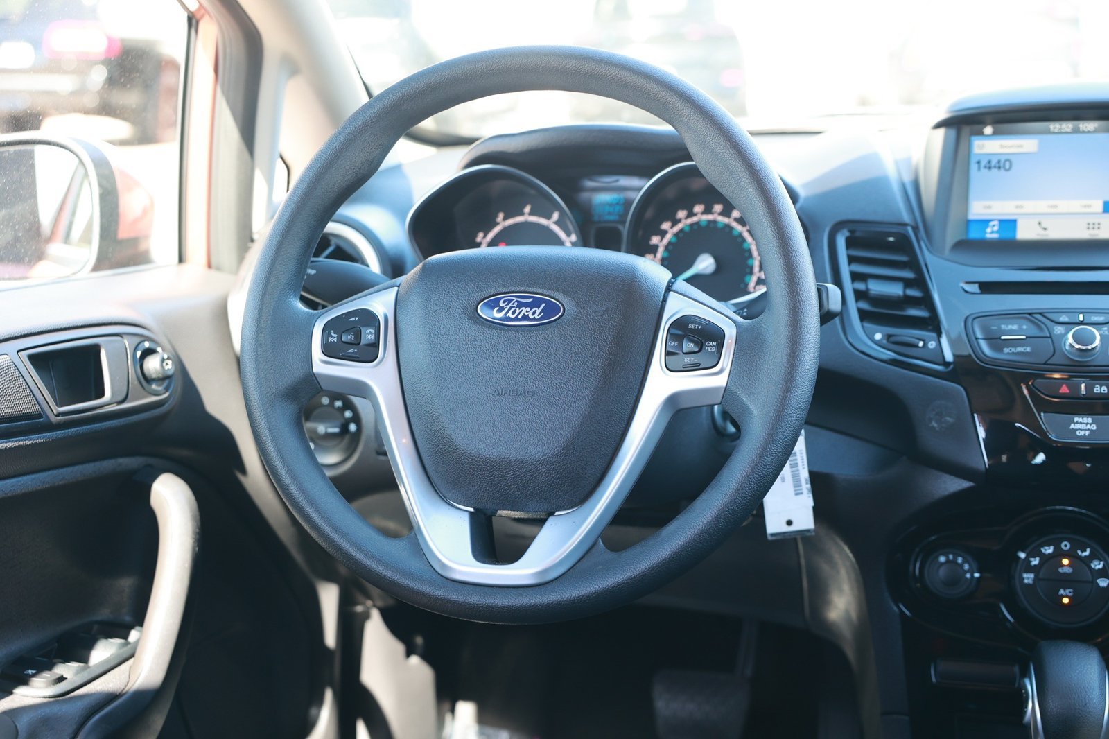 Used 2017 Ford Fiesta SE w/ Equipment Group 201A FWD image 23