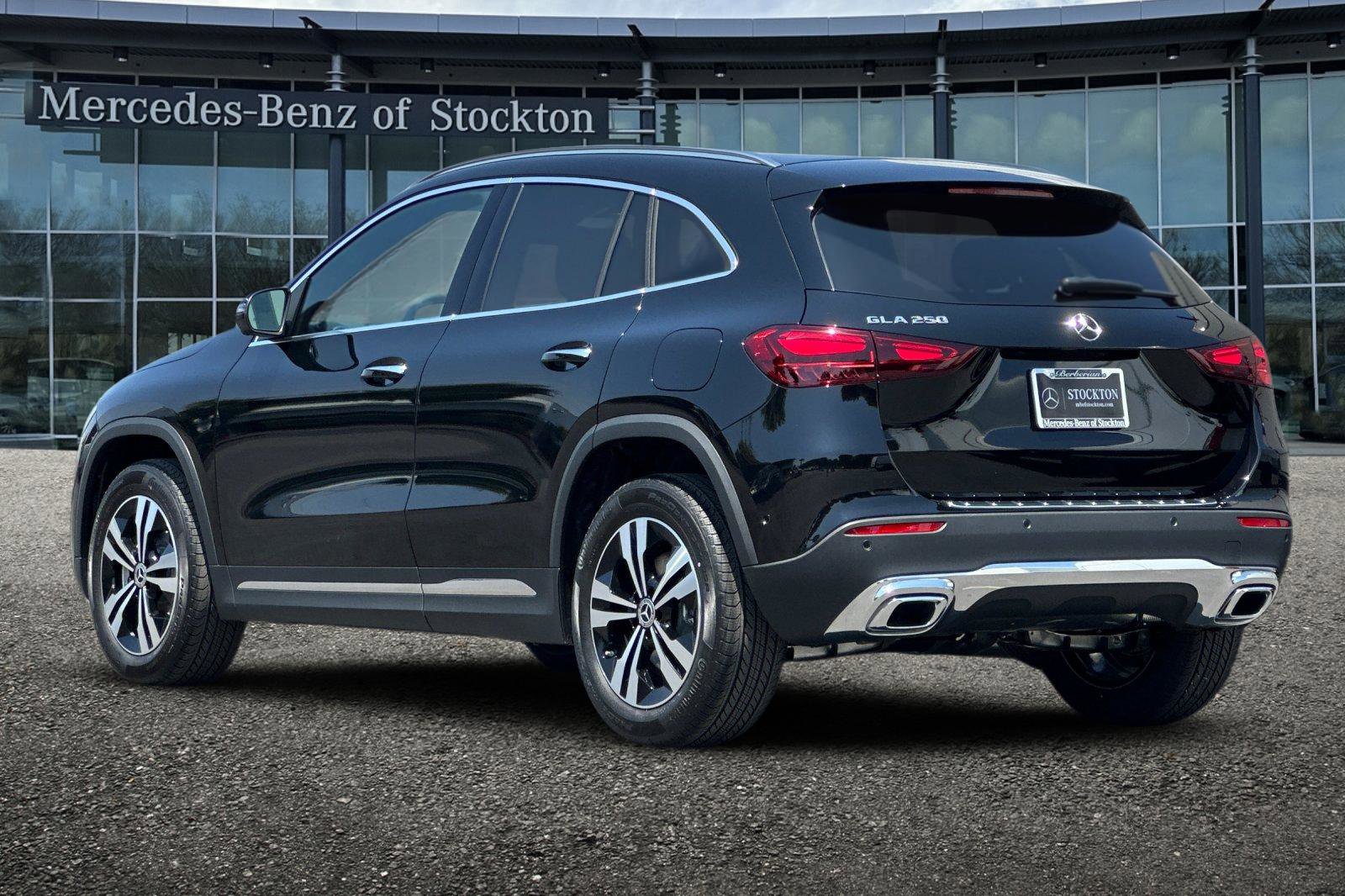 New 2025 Mercedes-Benz GLA 250 image 6