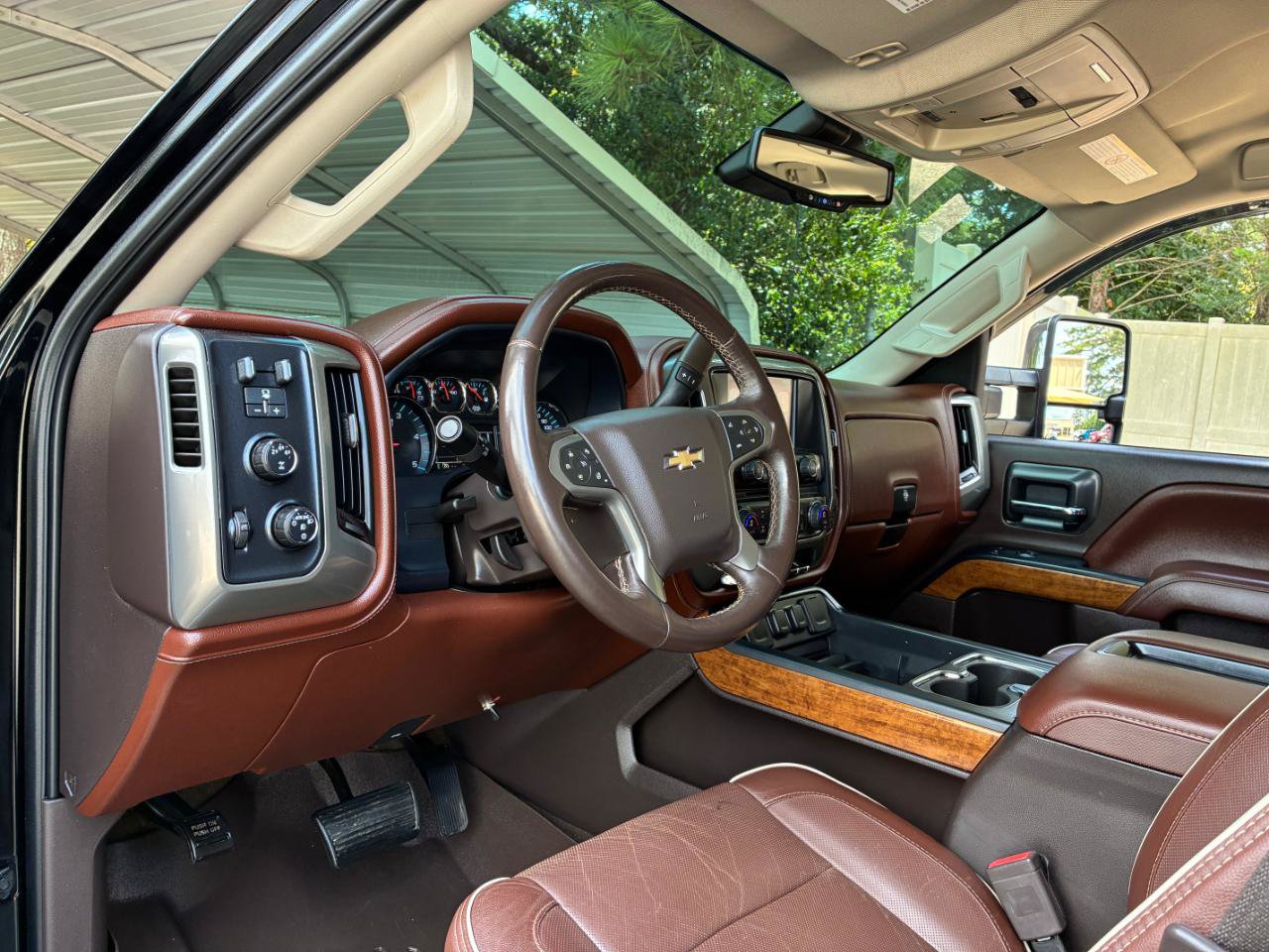 Used 2015 Chevrolet Silverado 3500 High Country w/ Duramax Plus Package AWD/4WD image 12