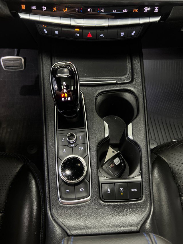 Used 2024 Cadillac XT4 Sport image 28