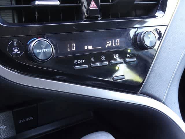 Used 2024 Toyota Camry SE FWD image 30