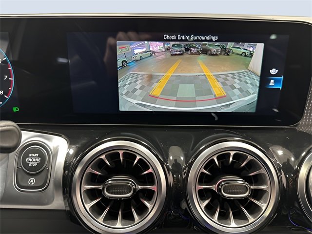 Certified 2022 Mercedes-Benz GLB 250 White image 23