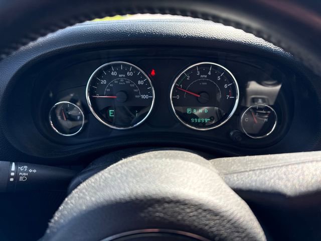 Used 2015 Jeep Wrangler Sahara w/ Connectivity Group image 21