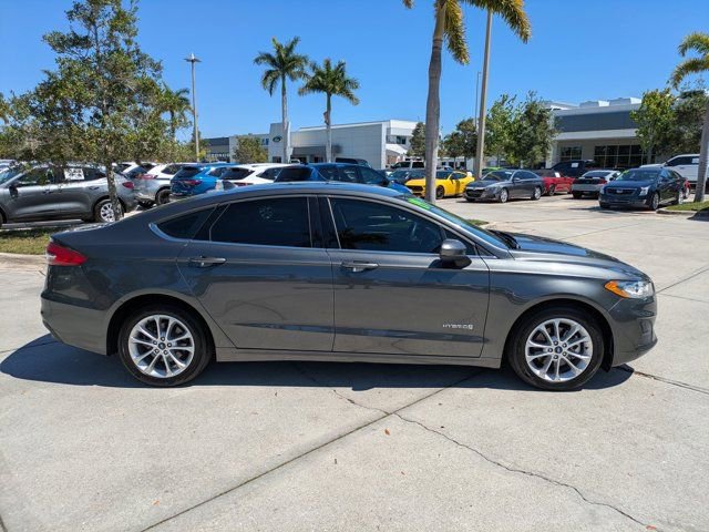 Certified 2019 Ford Fusion SE image 7