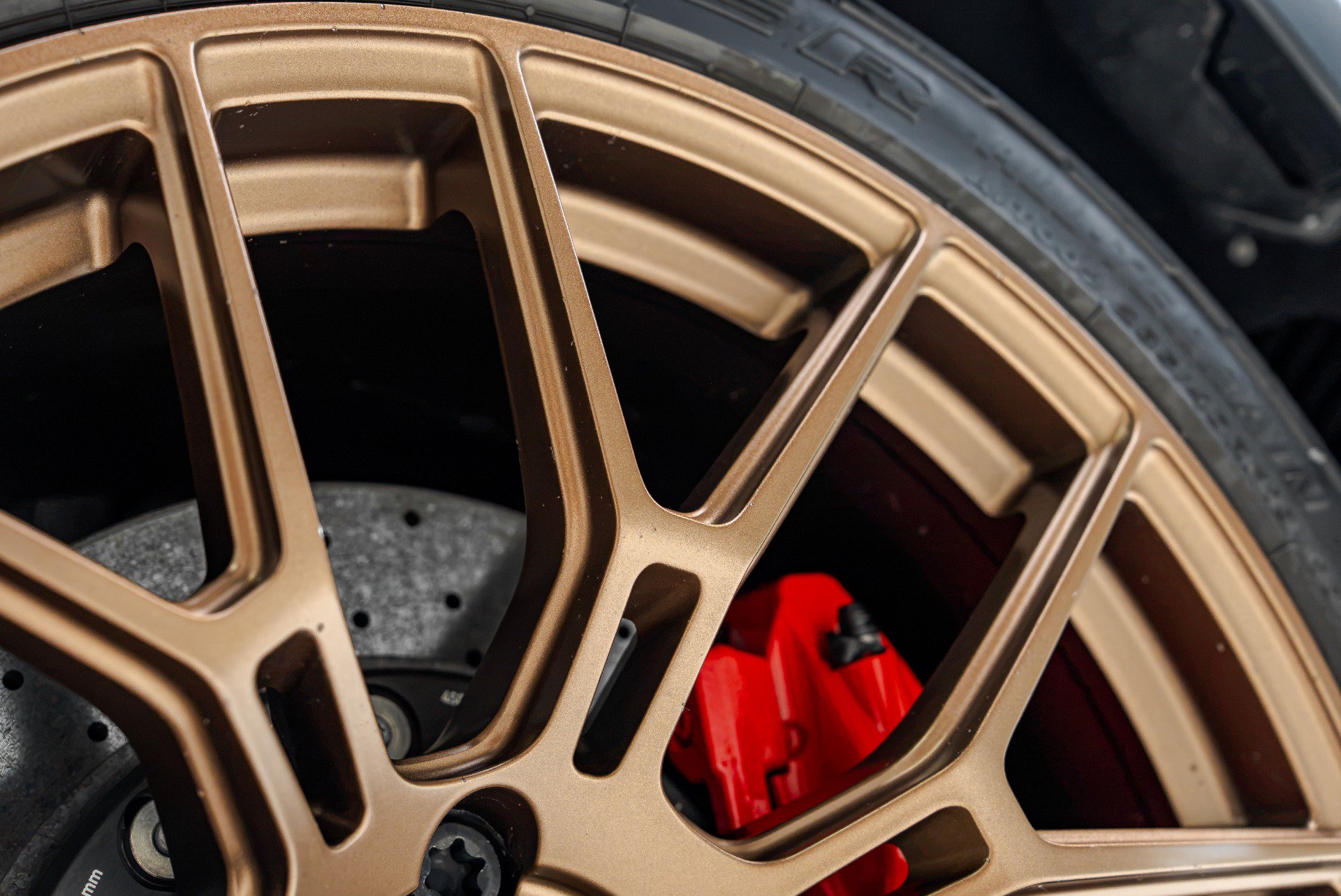 Used 2024 Lamborghini Huracan Sterrato AWD/4WD image 42