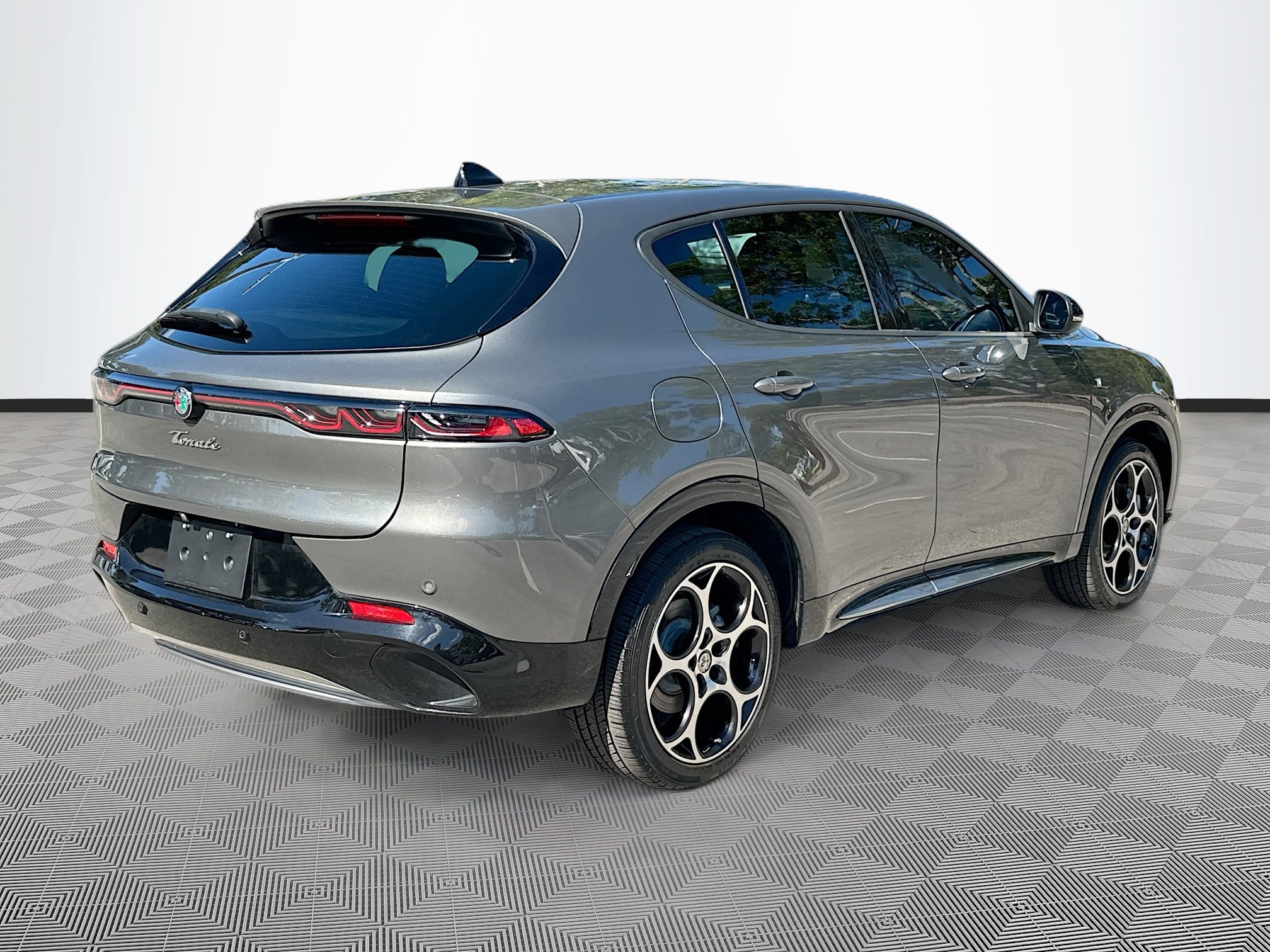 Used 2024 Alfa Romeo Tonale Ti image 7