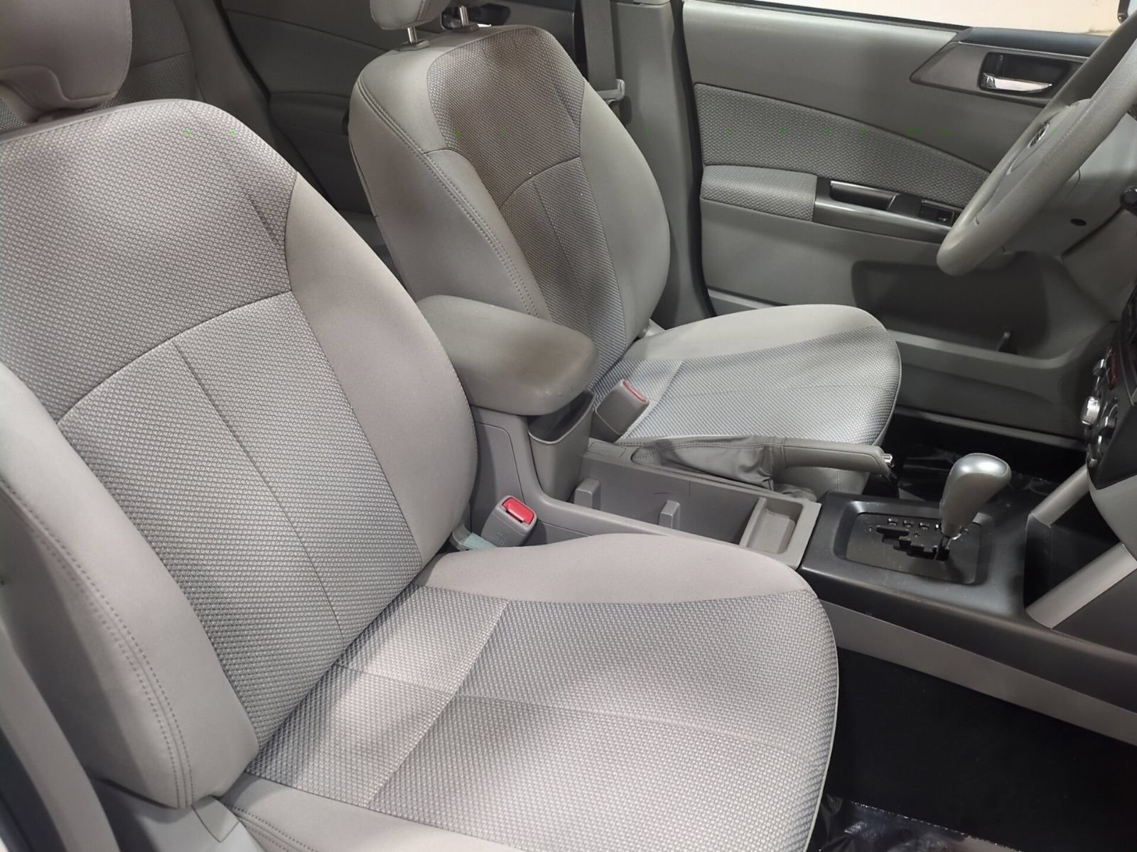 Used 2012 Subaru Forester 2.5X Premium AWD/4WD image 10