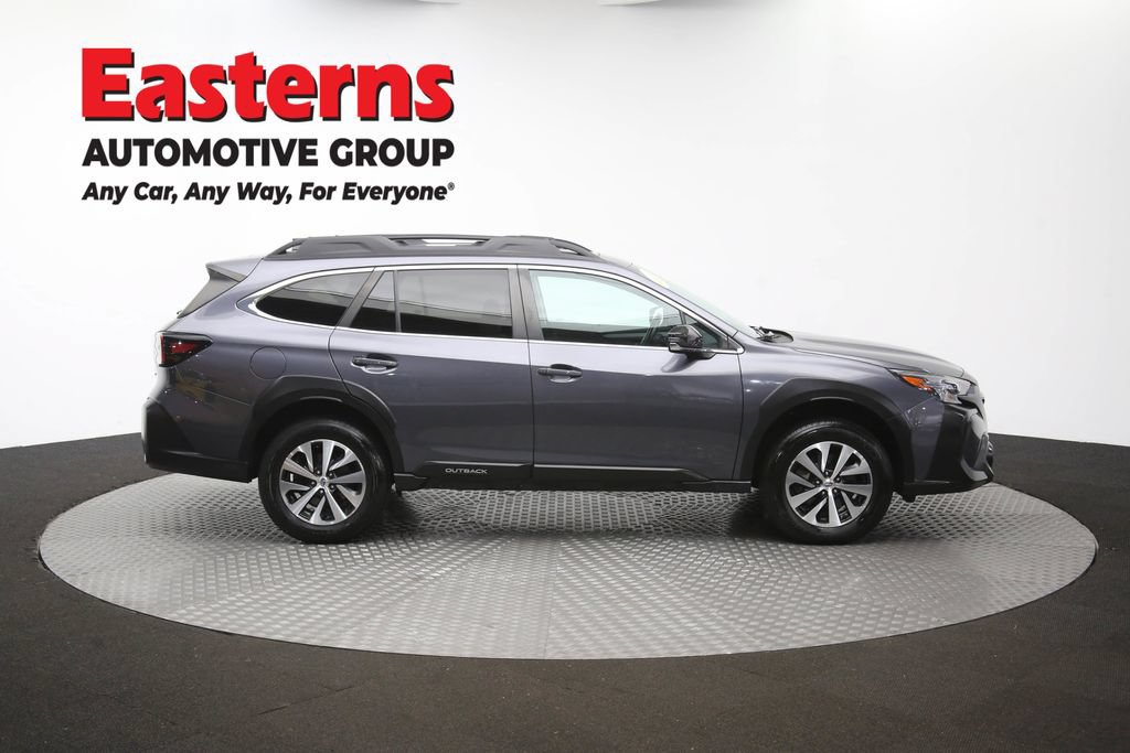 Used 2023 Subaru Outback Premium AWD/4WD image 43
