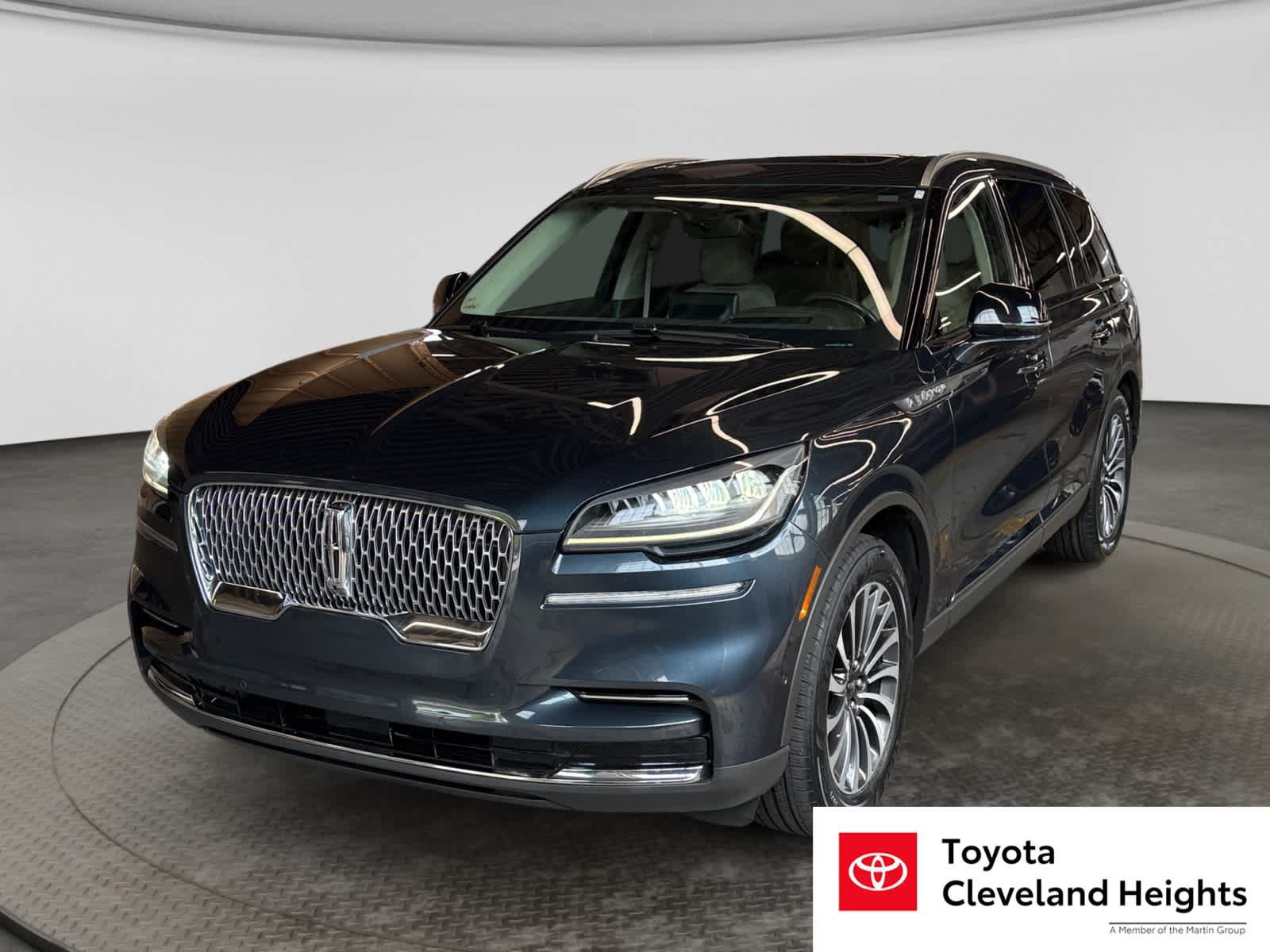 Used 2022 Lincoln Aviator Reserve w/ Equipment Group 201A AWD/4WD image 1