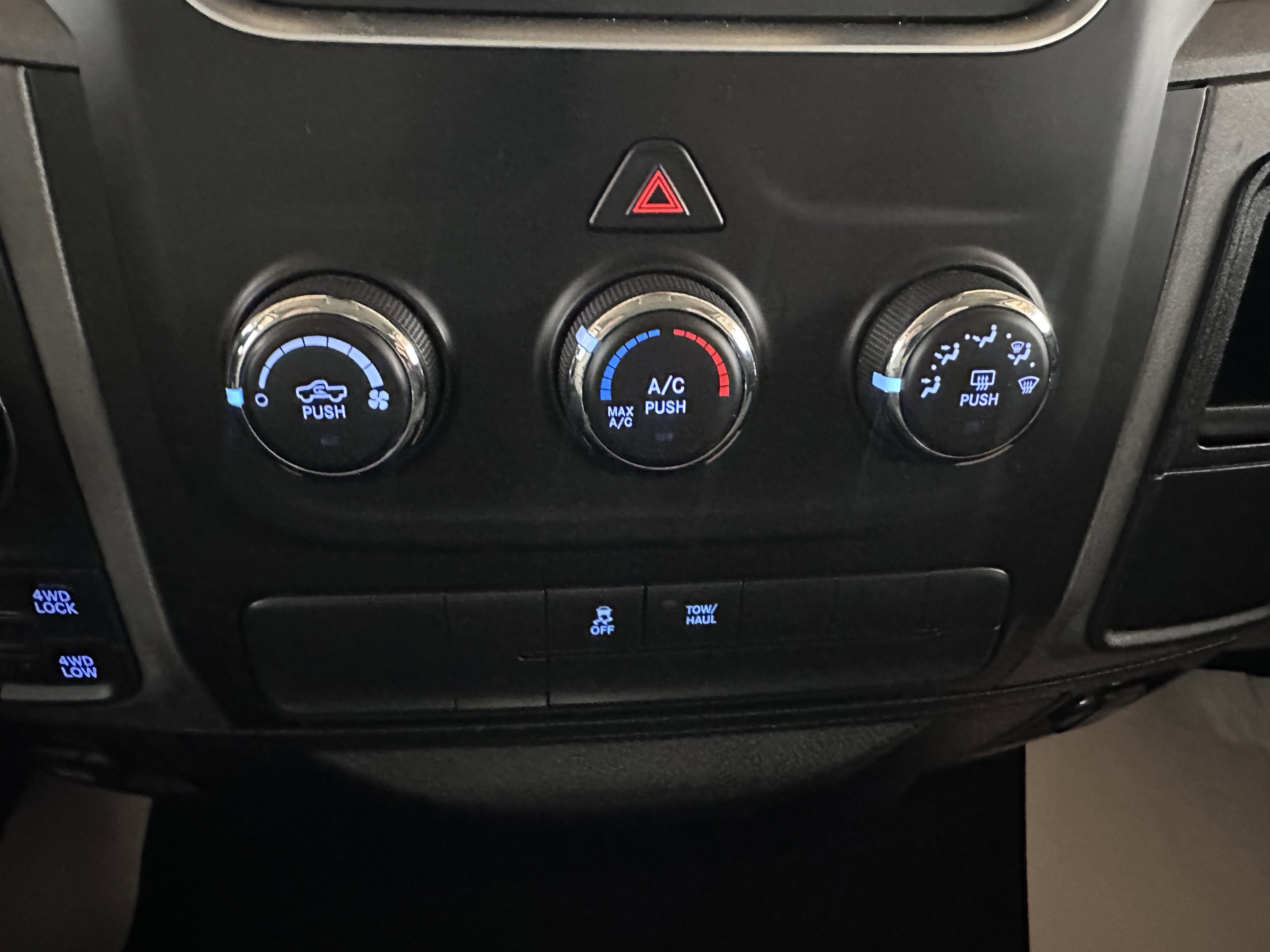 Used 2019 RAM 1500 Express image 42