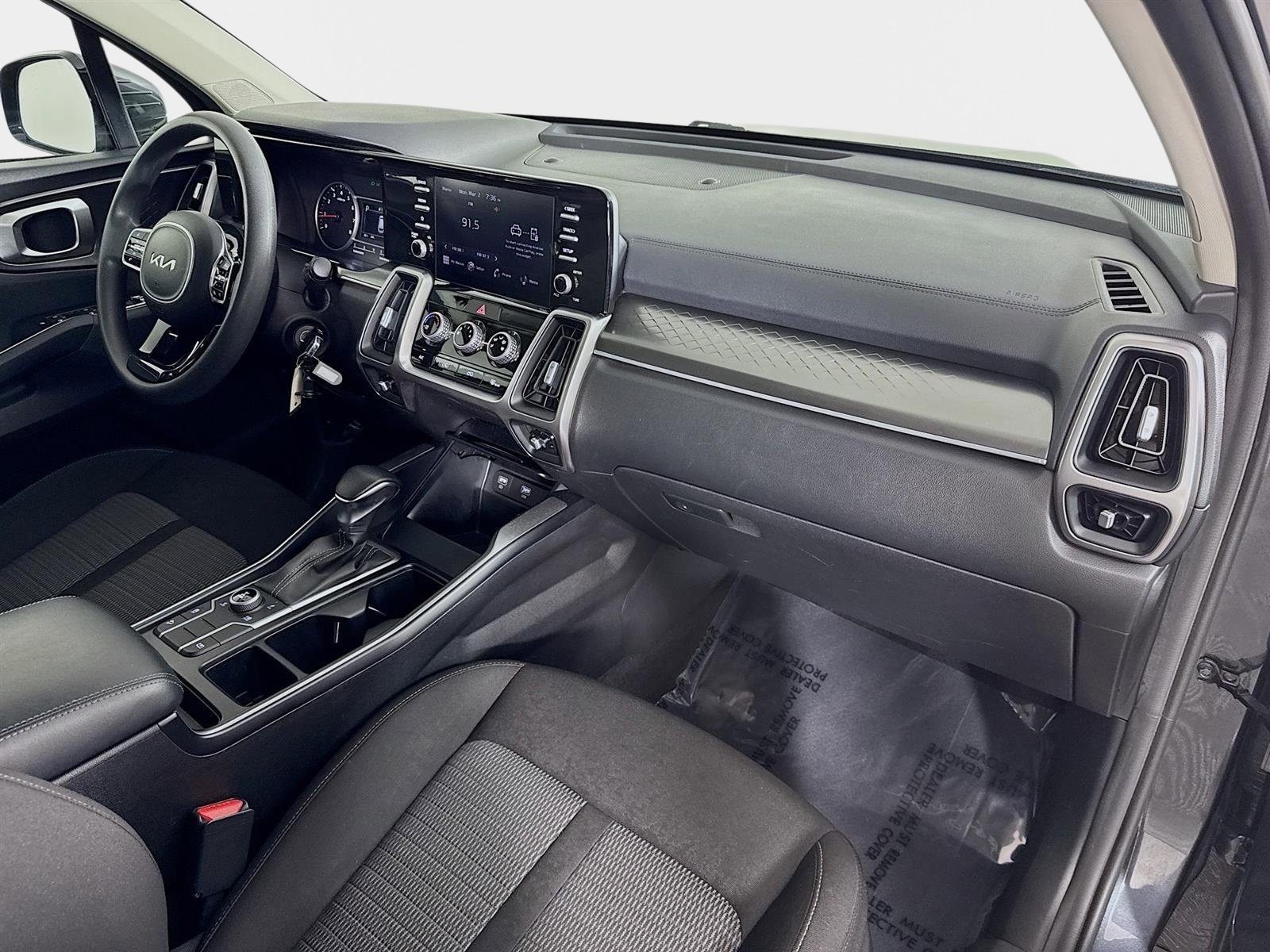 Certified 2022 Kia Sorento LX image 27