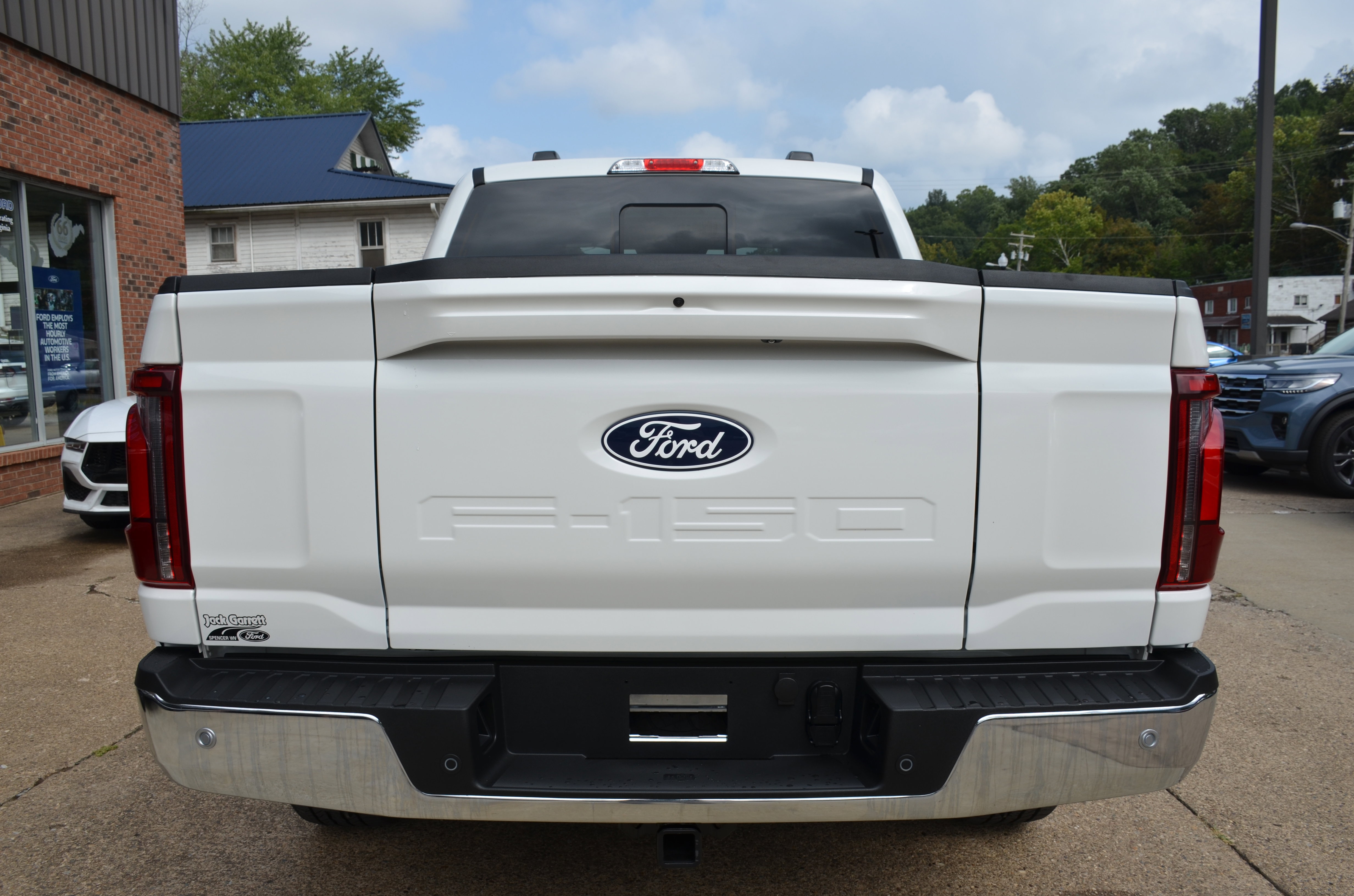 New 2025 Ford F150 Lariat w/ Equipment Group 502A High image 5