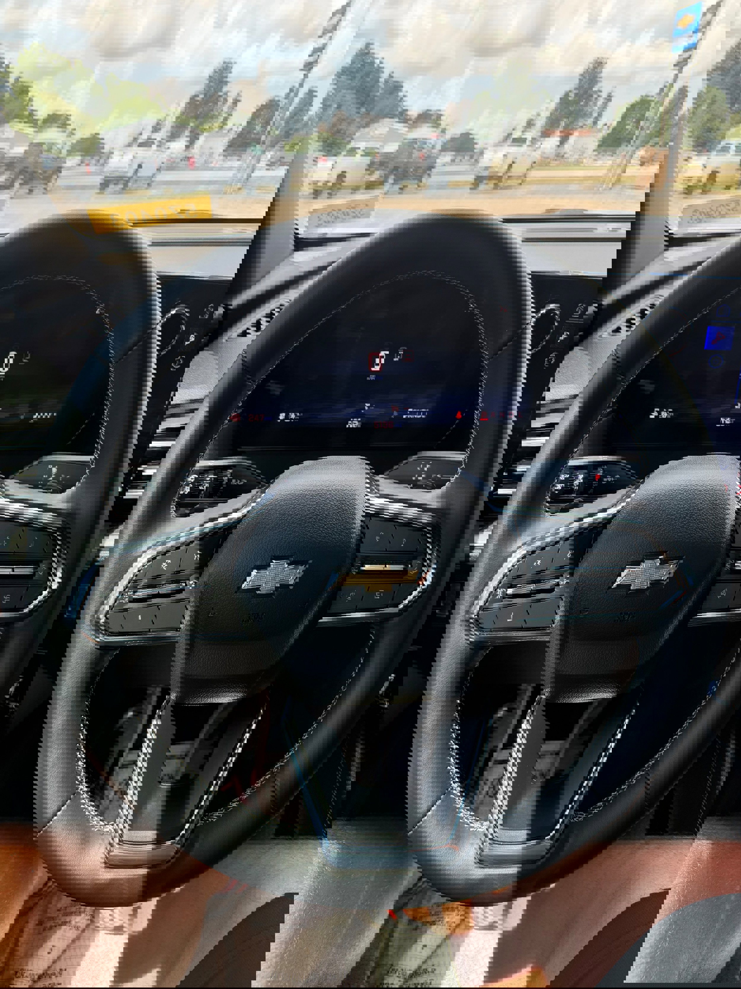 Used 2024 Chevrolet Traverse LS image 22