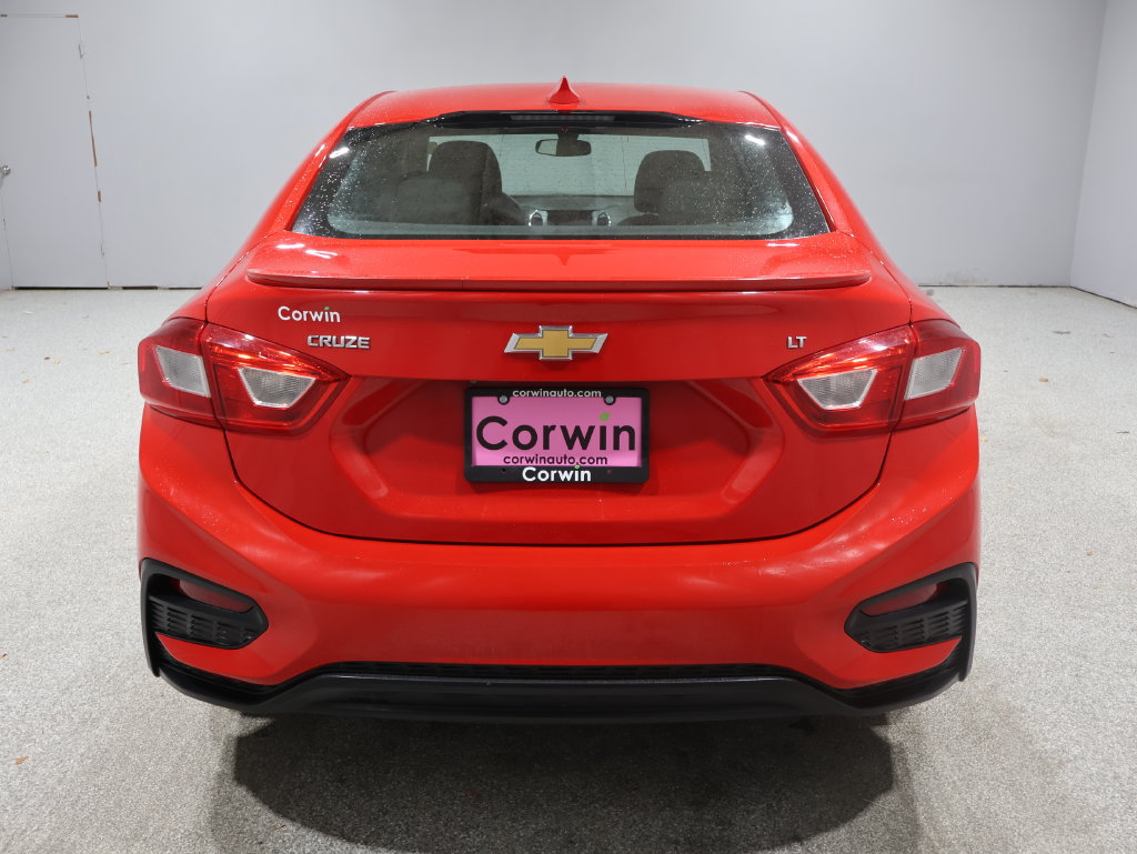 Used 2017 Chevrolet Cruze LT w/ Sun And Sound Package FWD image 3