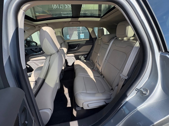 Used 2021 Lincoln Corsair Reserve w/ Elements Package image 17