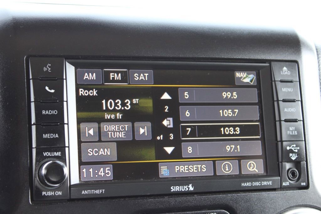 Used 2014 Jeep Wrangler Unlimited Sahara w/ Connectivity Group image 33