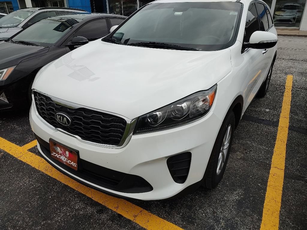 Used 2020 Kia Sorento AWD V6 image 3