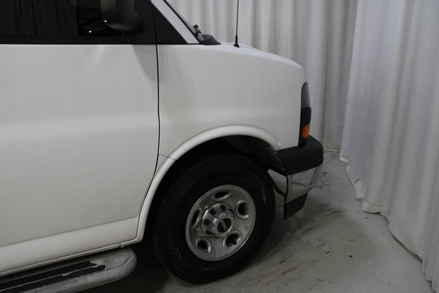 Used 2017 GMC Savana 2500 RWD image 42