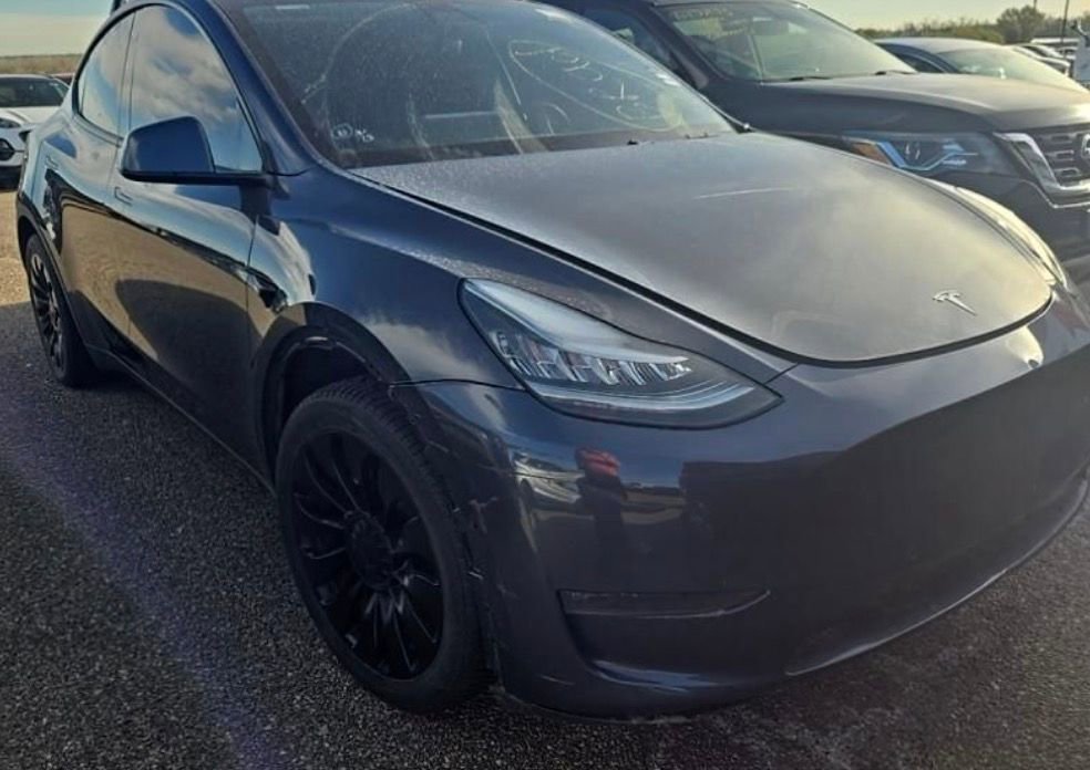 Used 2020 Tesla Model Y Long Range AWD/4WD image 11