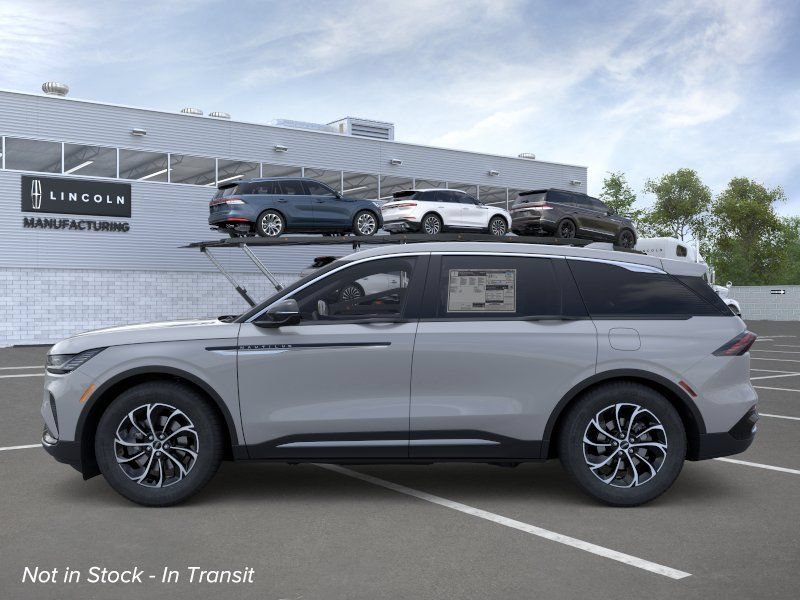 New 2026 Lincoln Nautilus Premier AWD/4WD image 3