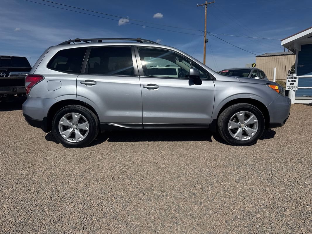 Used 2015 Subaru Forester 2.5i Premium AWD/4WD image 2