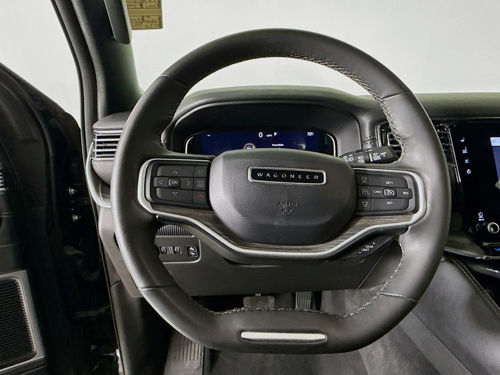 Used 2023 Jeep Wagoneer Series III w/ Preferred Equipment Group image 12