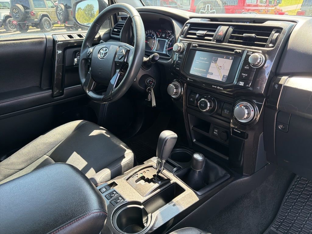Used 2016 Toyota 4Runner Trail Premium AWD/4WD image 29