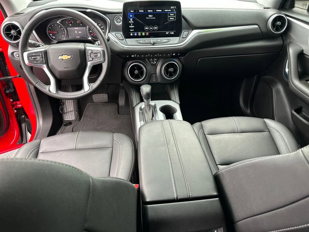 Used 2023 Chevrolet Blazer LT w/ Midnight/Sport Edition image 15