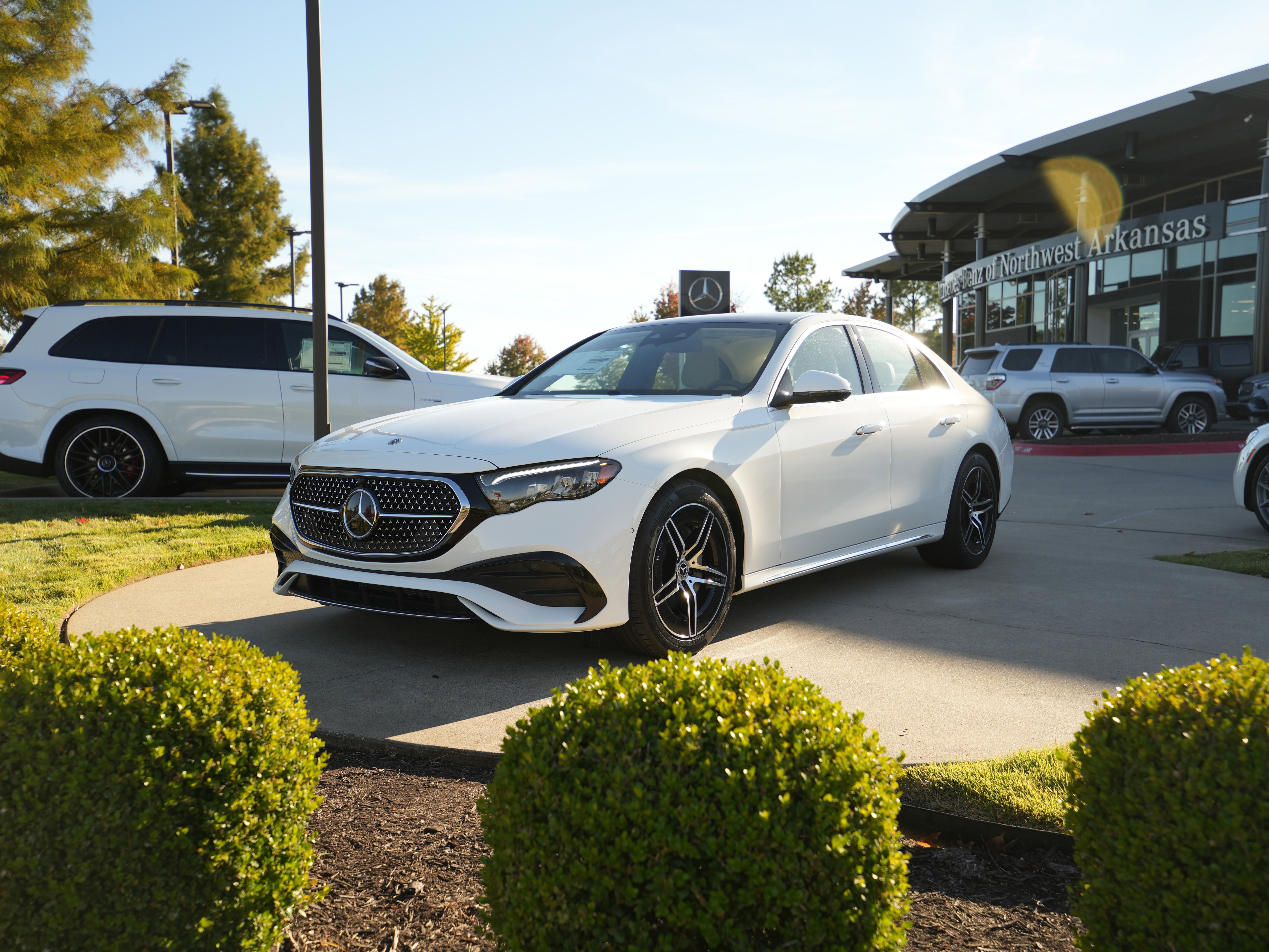 New 2026 Mercedes-Benz E 350 4MATIC Sedan image 3