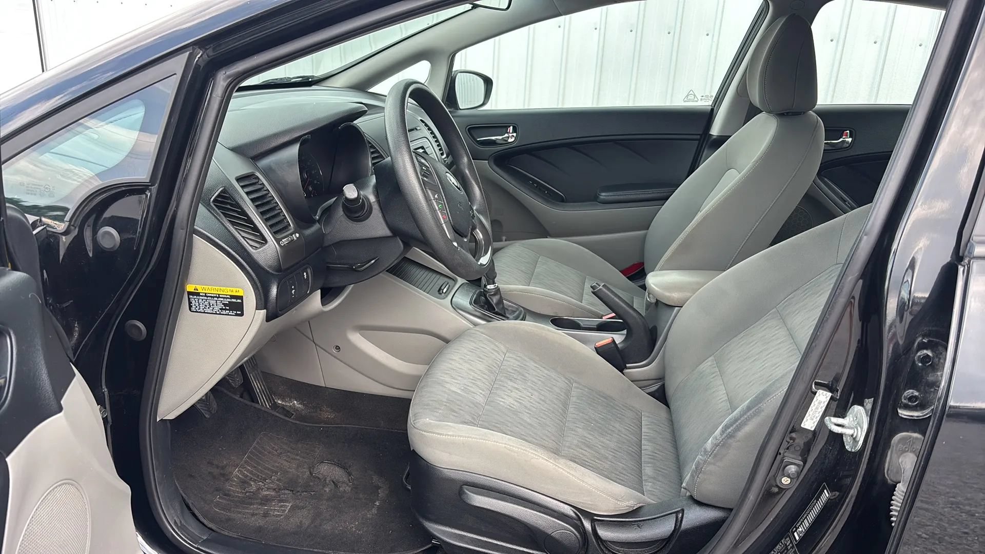 Used 2016 Kia Forte LX FWD image 16