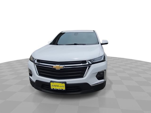 Used 2024 Chevrolet Traverse LS w/ Safety Package FWD image 3