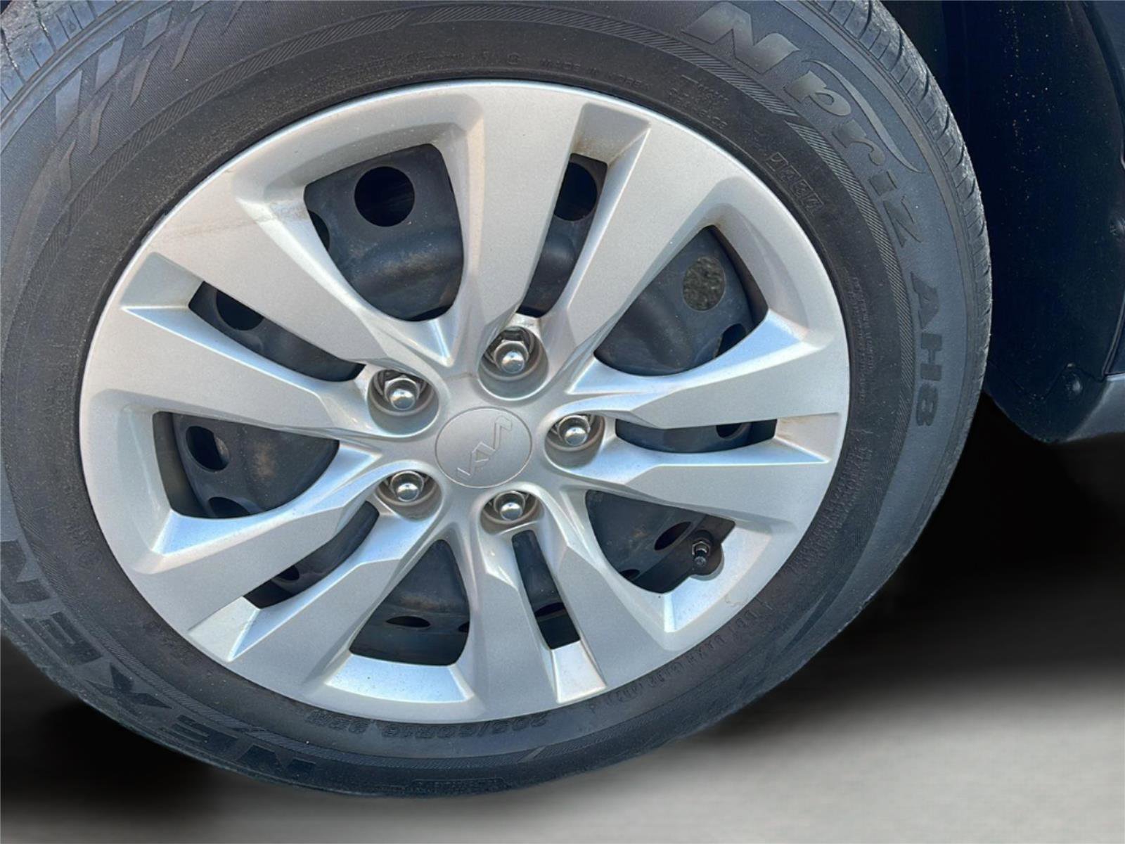 Used 2022 Kia Soul LX FWD image 28