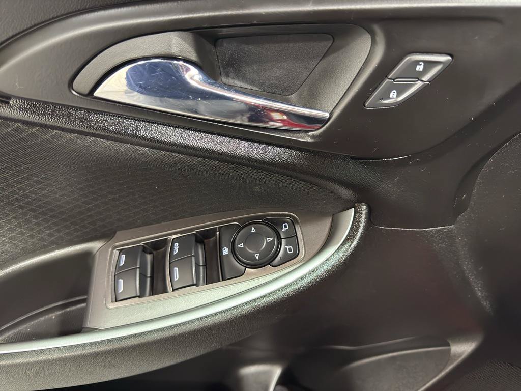 Certified 2023 Chevrolet Malibu LT FWD image 11