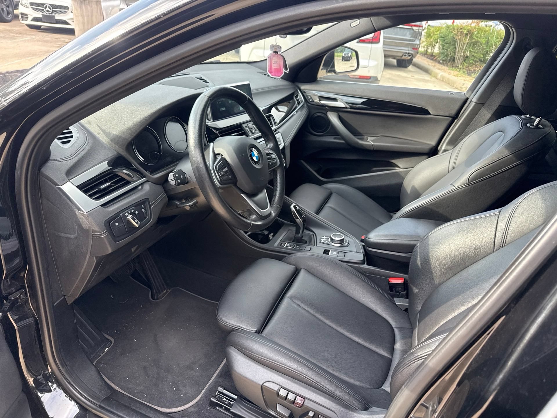 Used 2020 BMW X2 sDrive28i w/ Convenience Package FWD image 9