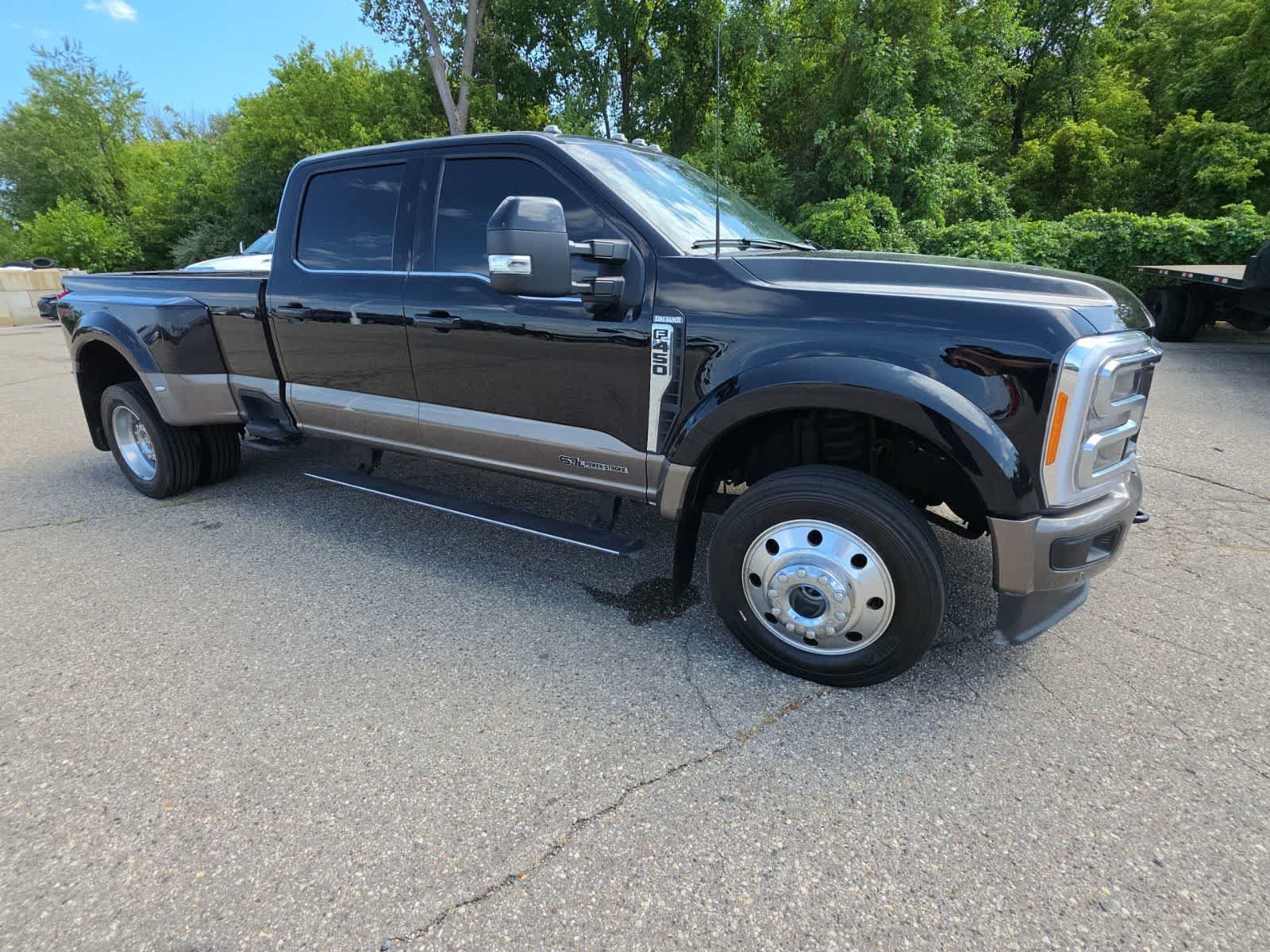 Used 2023 Ford F450 King Ranch w/ FX4 Off-Road Package AWD/4WD image 7
