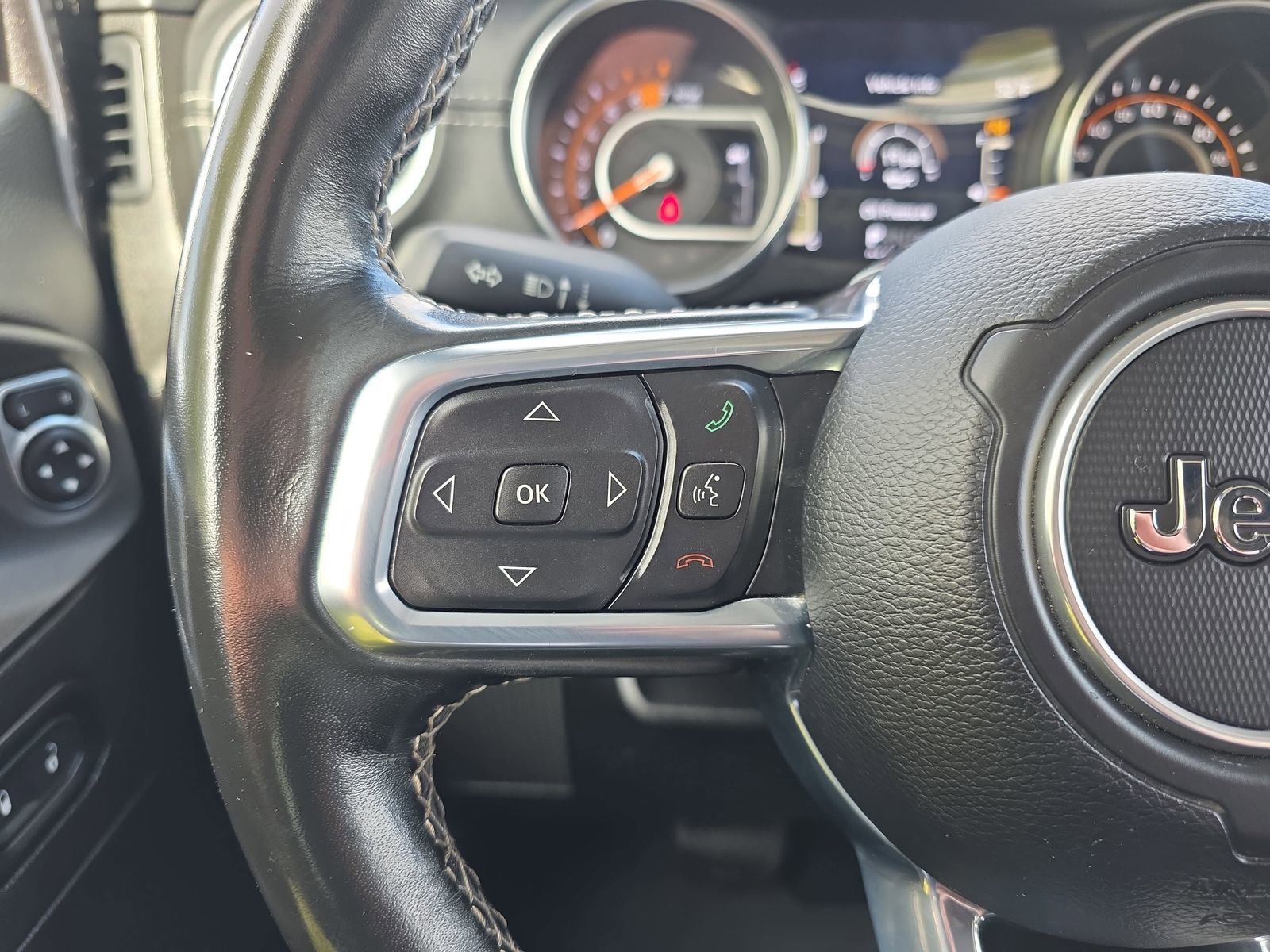 Used 2021 Jeep Wrangler Unlimited Sahara image 16