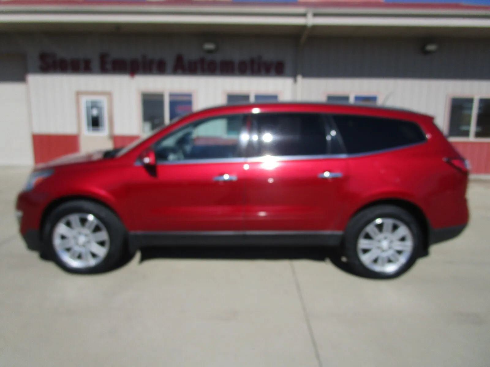 Used 2013 Chevrolet Traverse LT w/ All-Star Edition AWD/4WD image 5