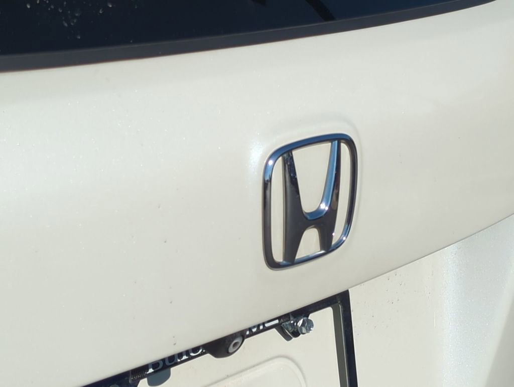 Used 2016 Honda Pilot Touring image 30