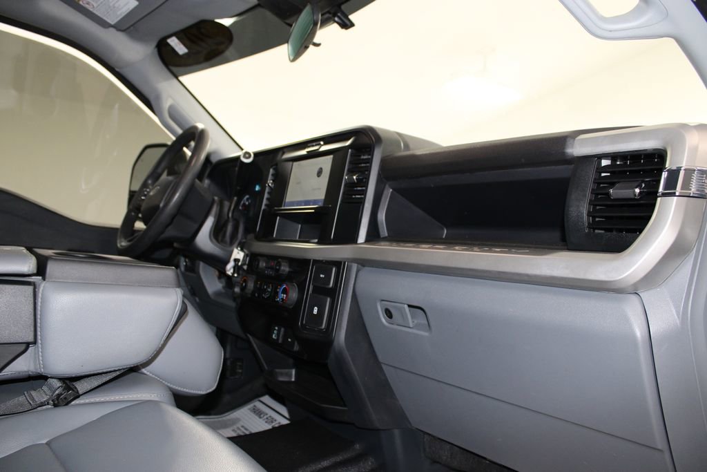 Used 2025 Ford F250 XL w/ FX4 Off-Road Package AWD/4WD image 30