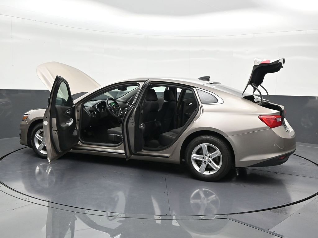 Used 2022 Chevrolet Malibu LS image 34