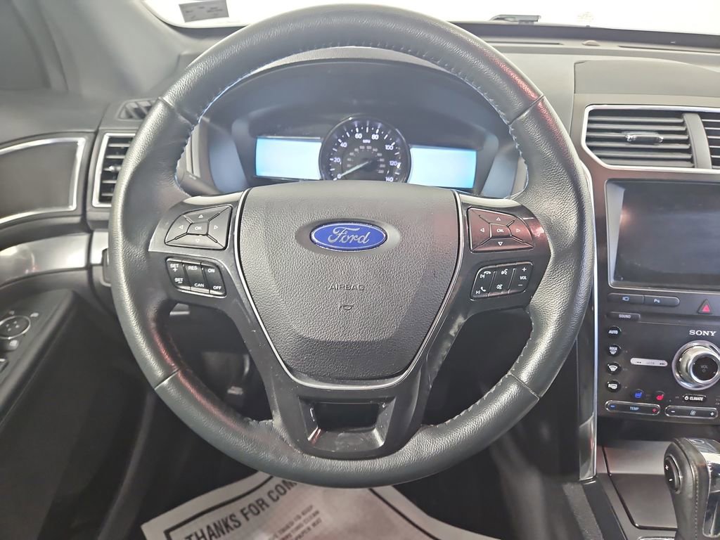 Used 2019 Ford Explorer Limited w/ Class III Trailer Tow Package image 15
