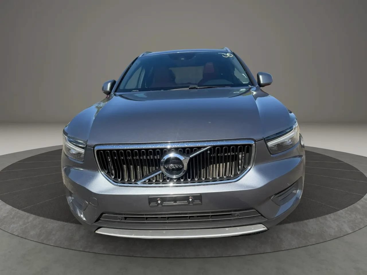 Used 2019 Volvo XC40 T5 Momentum AWD/4WD image 2